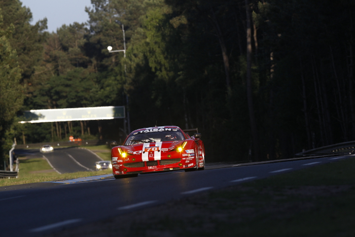 2014-24h-le-mans-Farnbacher-Racing-Team-Taisan-Ferrari